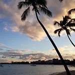Apto Na Ponta Verde, Proximo A Pontos Turisticos E As Mais Belas Praias De Maceio