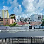 Em Frente Ao Tropico Hotel Com Manobrista, Wi-Fi, Lavadora De Roupas - Apto 202
