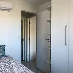Confortavel Flat Com 2 Quartos Em Ponta Verde