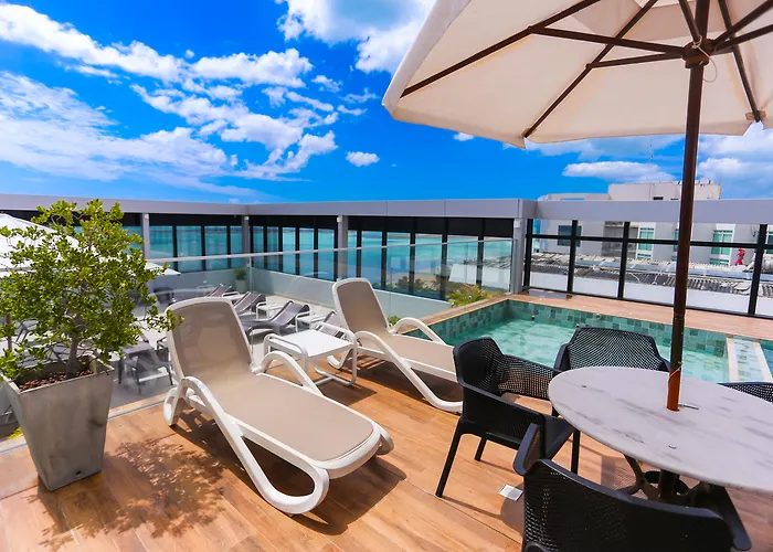 Pajucara Praia Hotel