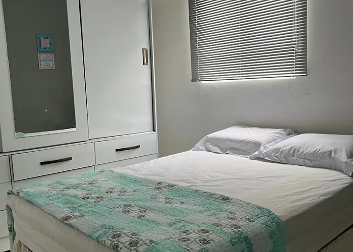 Apto Com 2/4, Elevador, Piscina!