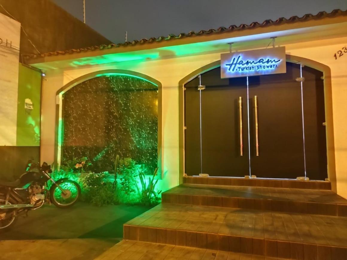 Albergue Haman & Sauna Masculina A 150 Mts Do Mar Da Pajucara