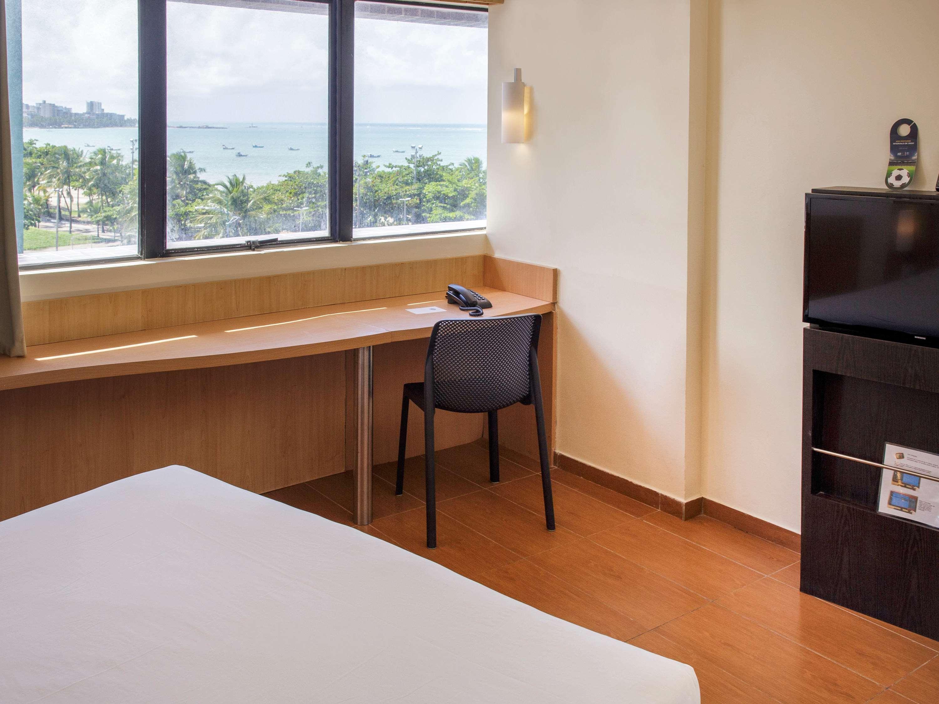 Ibis Pajucara Hotel