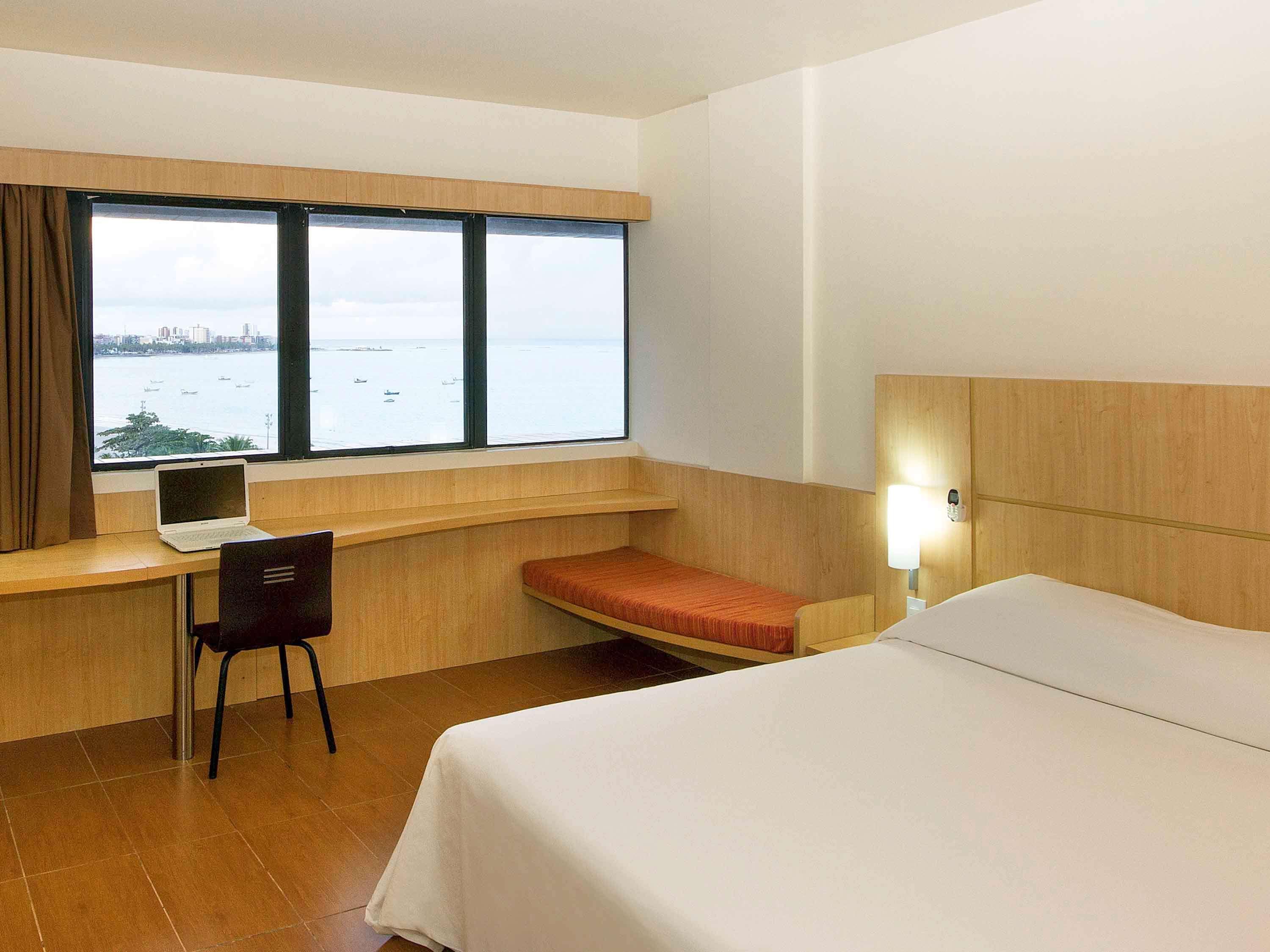 Ibis Pajucara Hotel