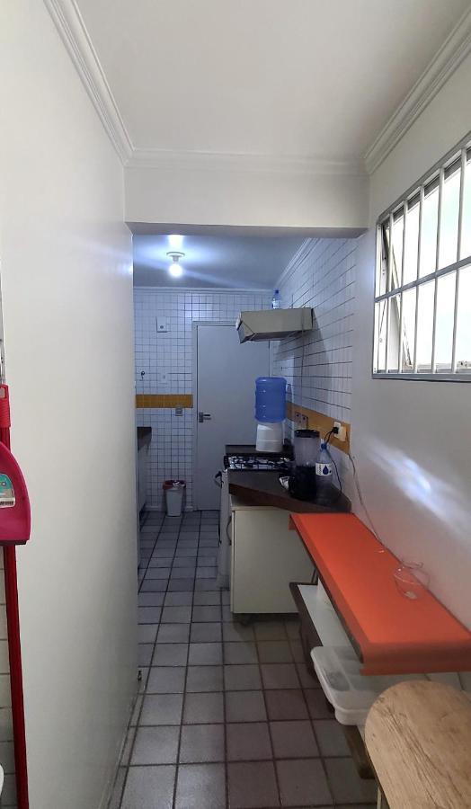 Quarto Com Banheiro Privativo Dentro De Um Ap Na Praia Da Ponta Verde Apartamento *