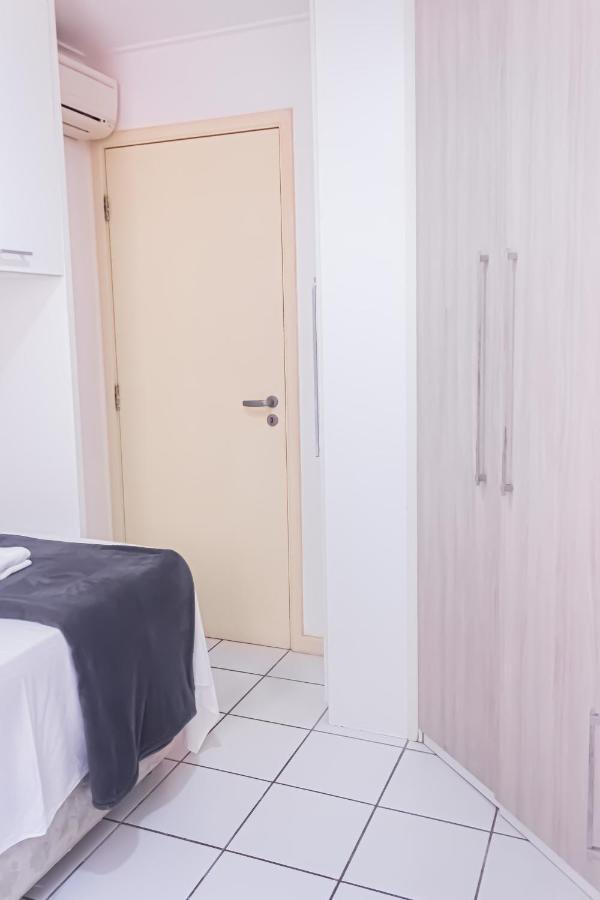 Aconchegante Na Orla De Pajucara Apartamento *