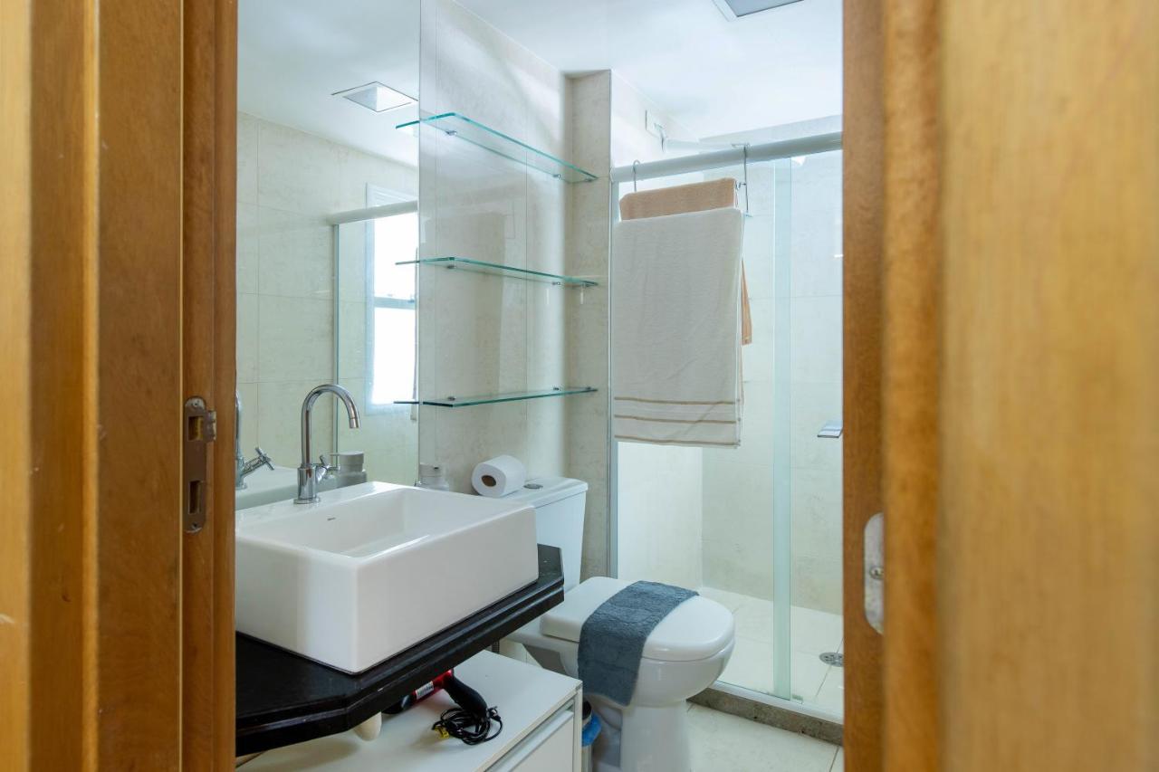 Apartamento Apto Beira Mar, Orla, Area De Lazer Completa Na Cobertura E Vista Mar, Vigilante E Condominio 24h, Al Maceió