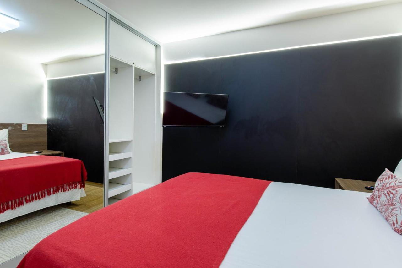 Apartamento Apto Beira Mar, Orla, Area De Lazer Completa Na Cobertura E Vista Mar, Vigilante E Condominio 24h, Al Maceió