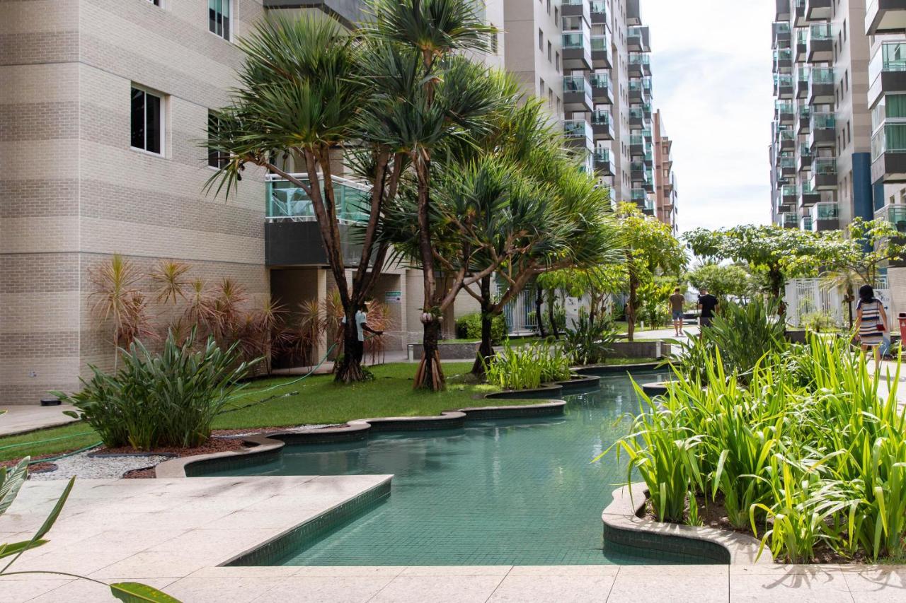 Apto Beira Mar, Orla, Area De Lazer Completa Na Cobertura E Vista Mar, Vigilante E Condominio 24h, Al Apartamento *