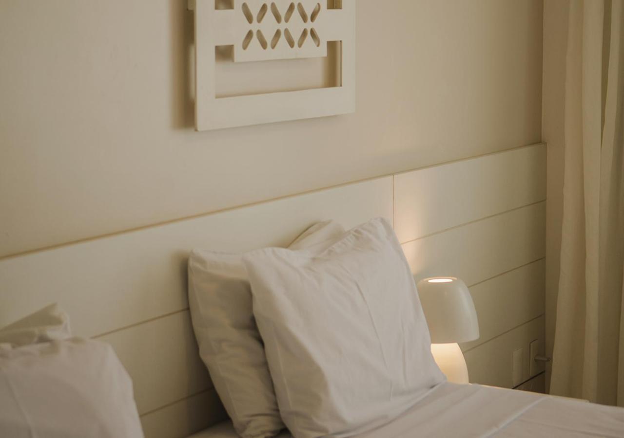 Ponta Do Frances Hotel 4*