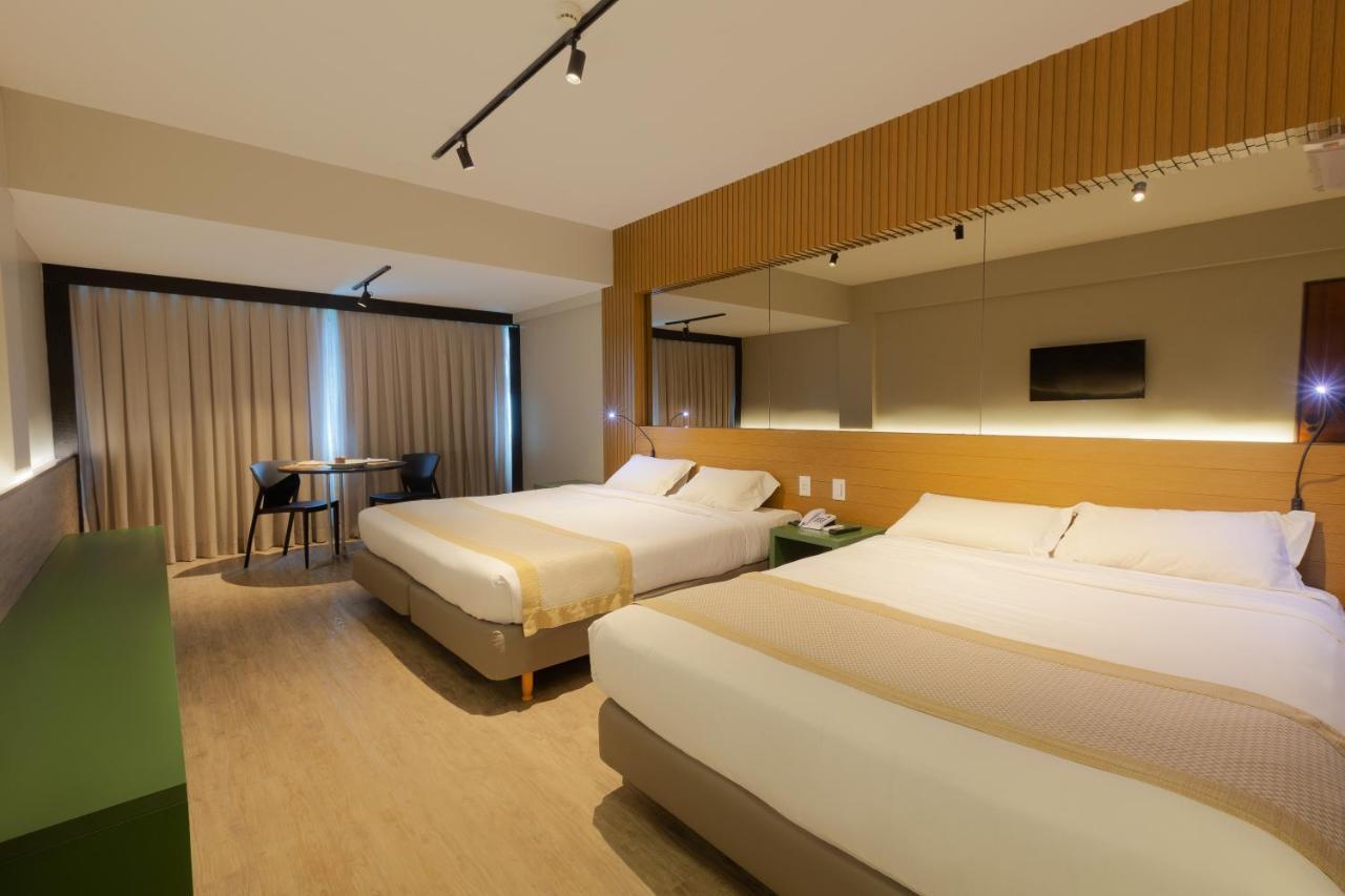 Ritz Lagoa Da Anta & 5*