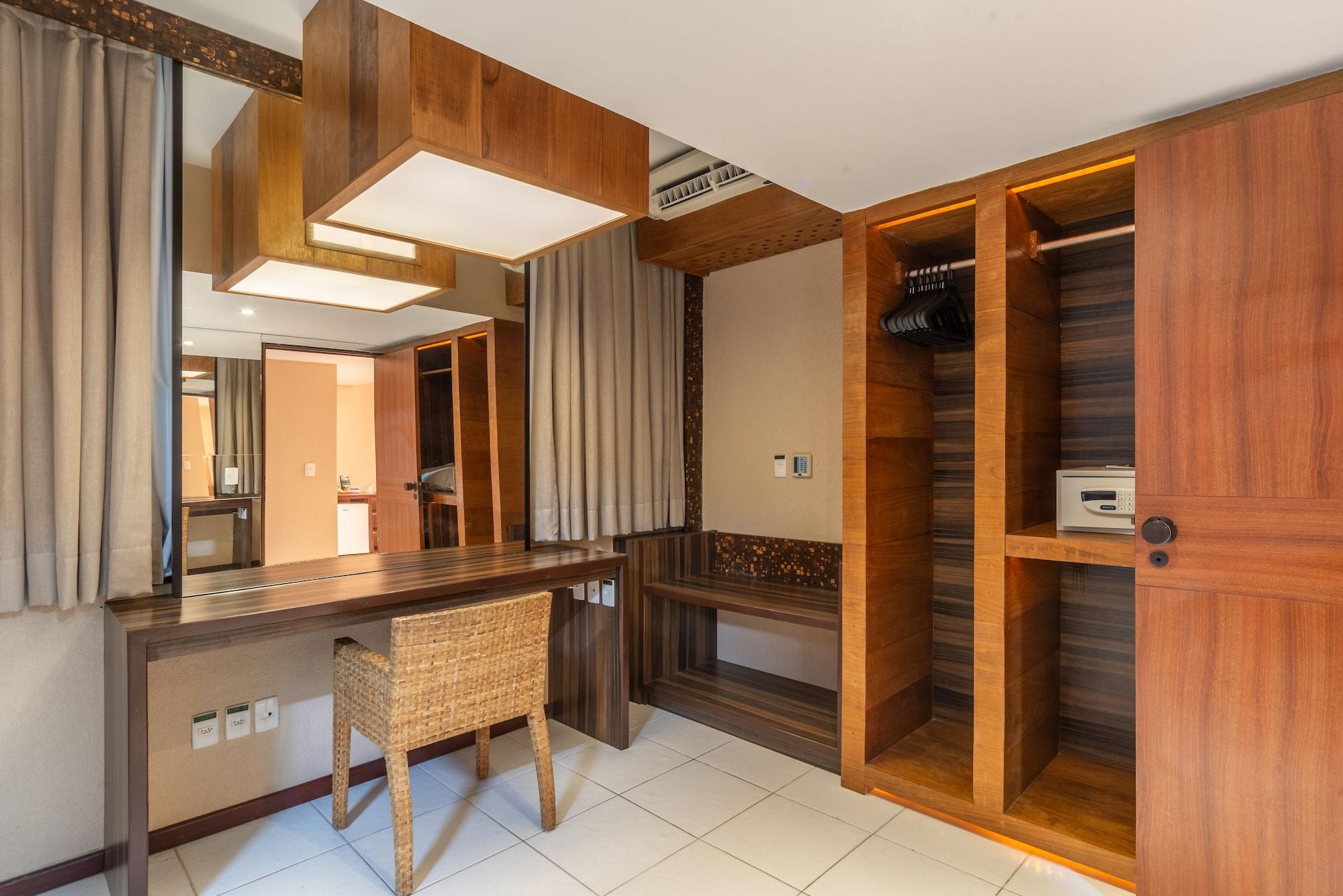 Hotel Ritz Lagoa Da Anta & 5*