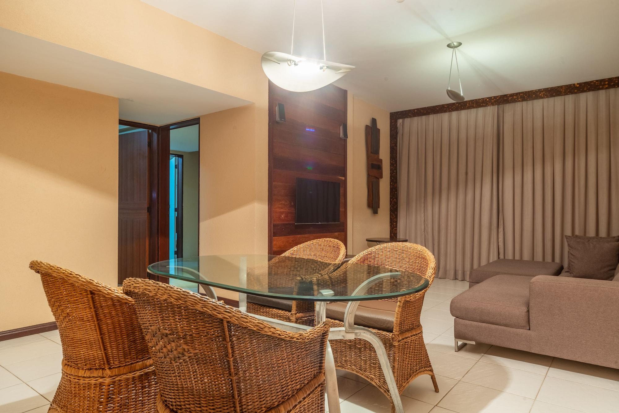 Ritz Lagoa Da Anta & Hotel 5*