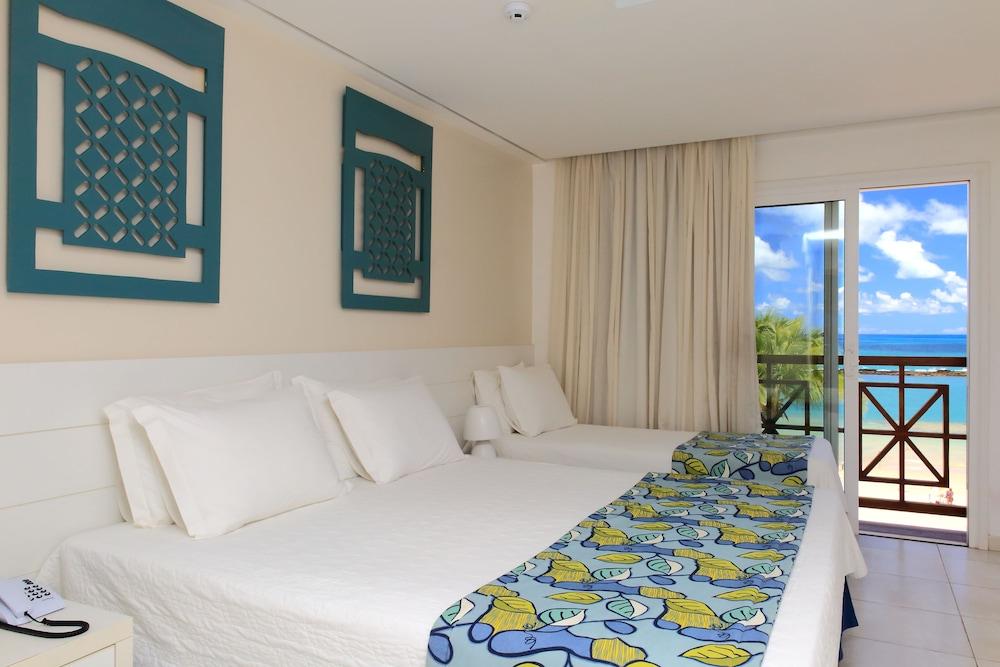 Hotel Ponta Do Frances 4*