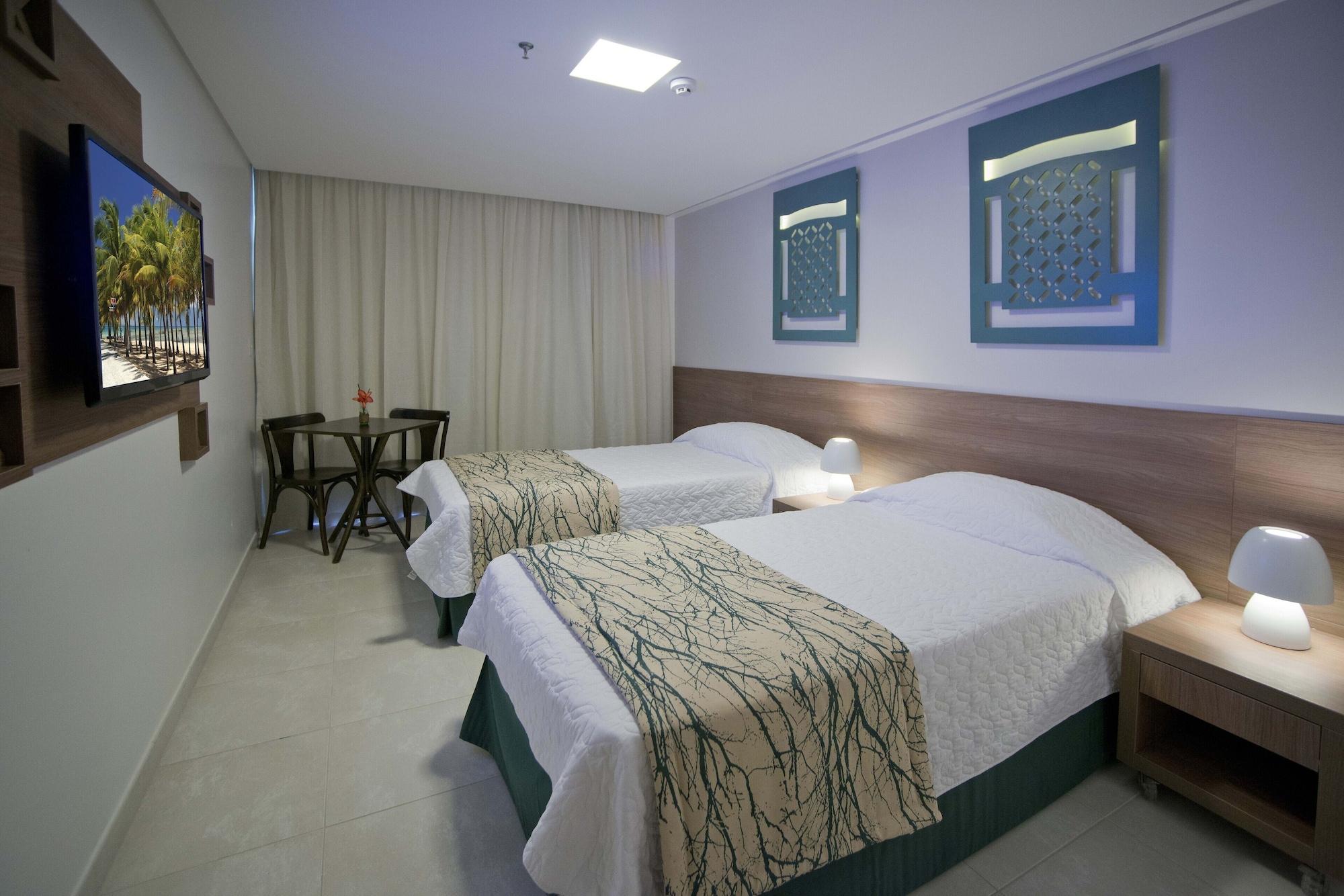 Hotel Ponta Do Frances 4*