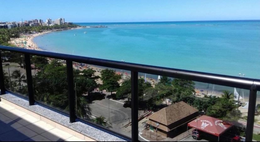Apartamento 2 Quartos A Beira Mar Da Pajucara Maceió