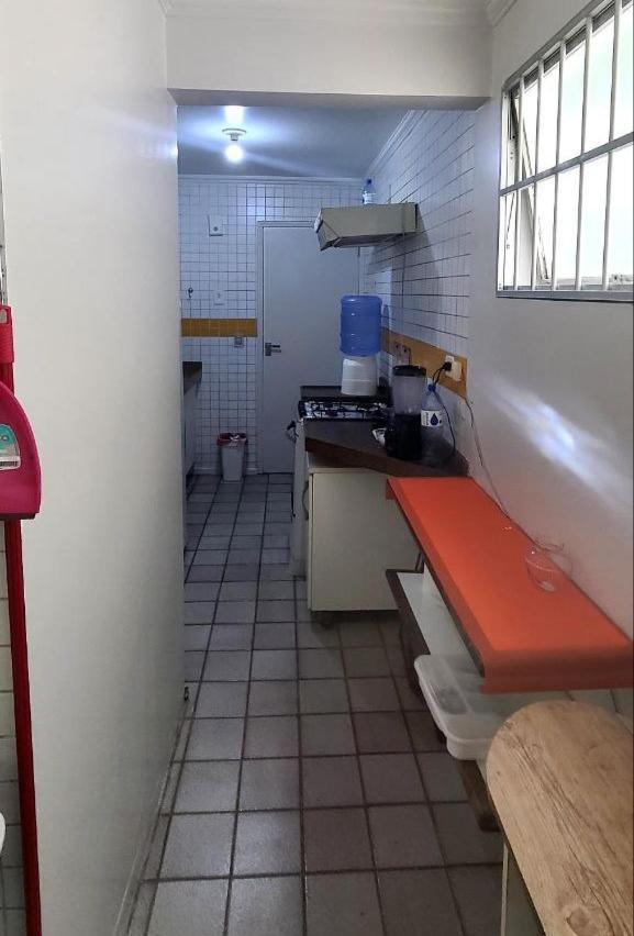 Quarto Com Banheiro Privativo Dentro De Um Ap Na Praia Da Ponta Verde Maceió