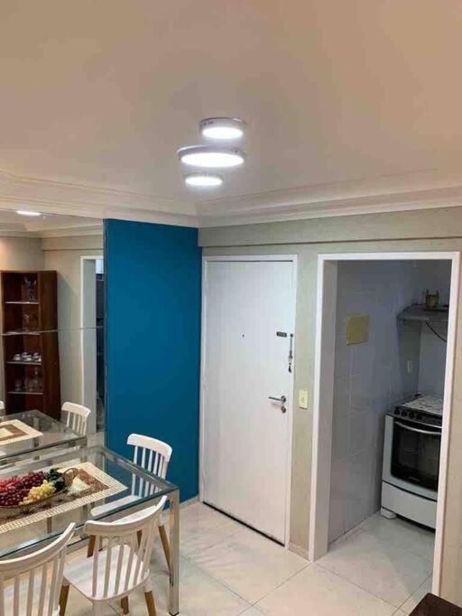 Apt. A 1km Da Praia, Piscina, Wi-fi, Smart Tv. Apartamento *