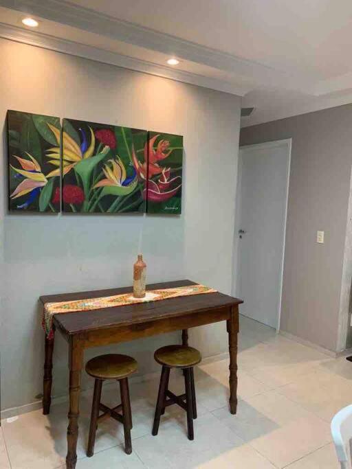 Apt. A 1km Da Praia, Piscina, Wi-fi, Smart Tv. Apartamento