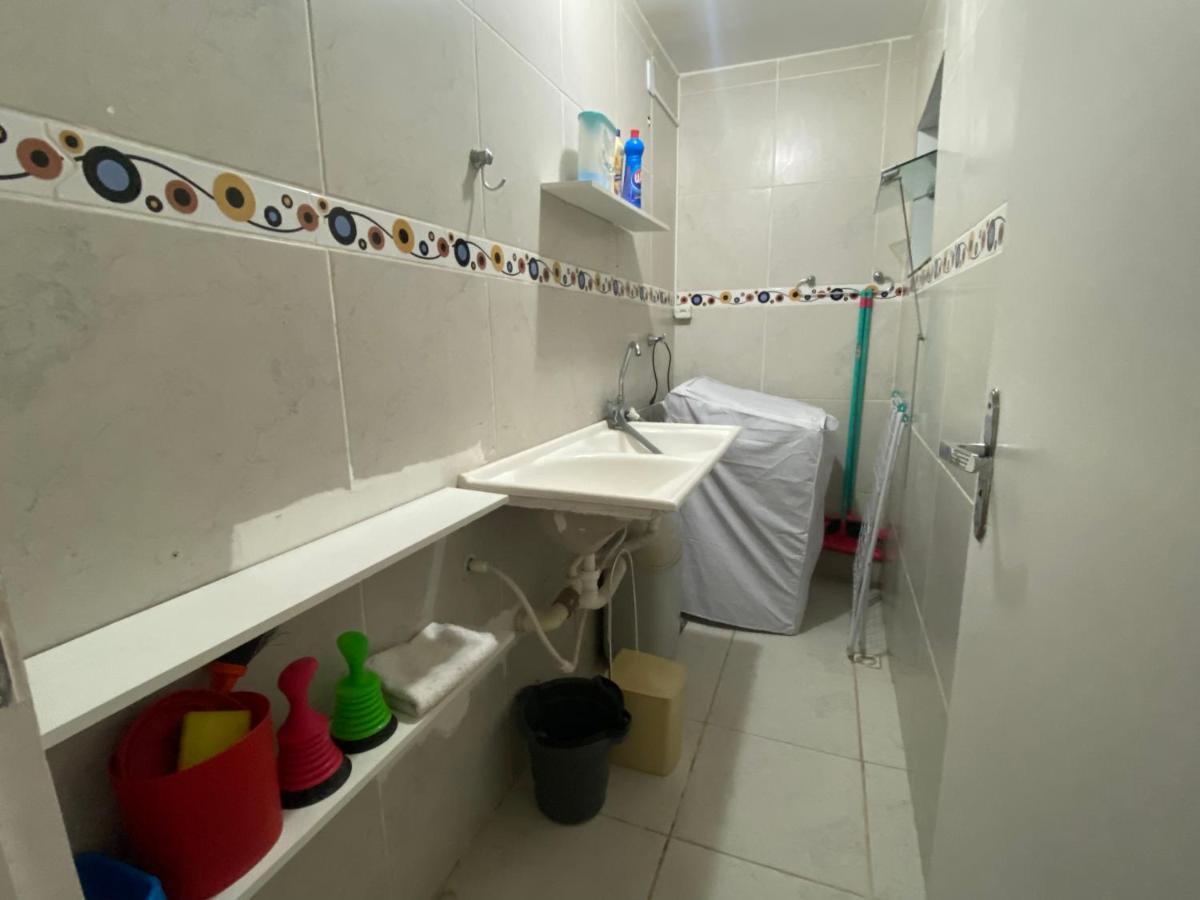 Apartamento Casa 90m, Dois Quartos, Proxima As Praias