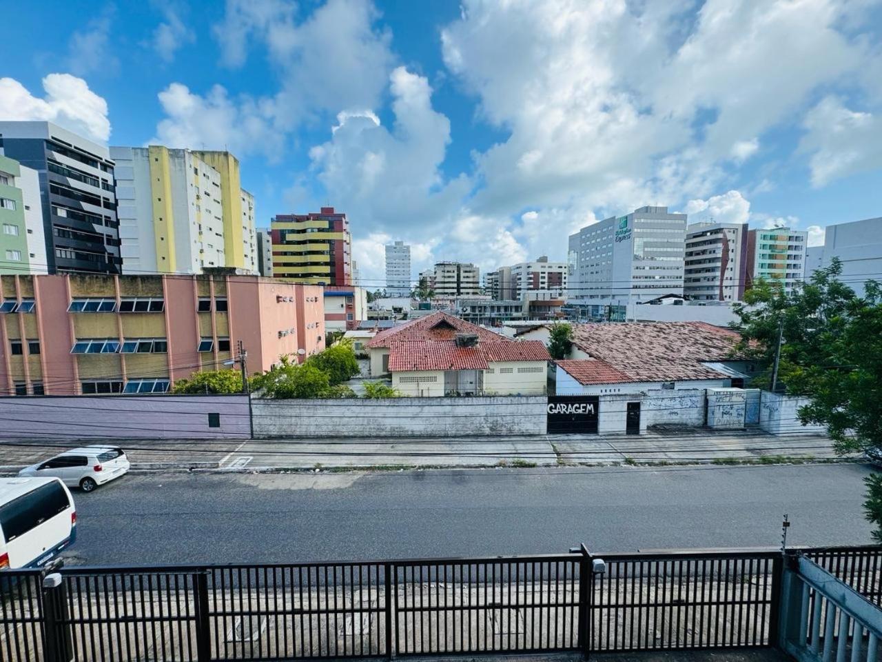 Em Frente Ao Tropico Com Manobrista, Wi-fi, Lavadora De Roupas - Apto 202 *