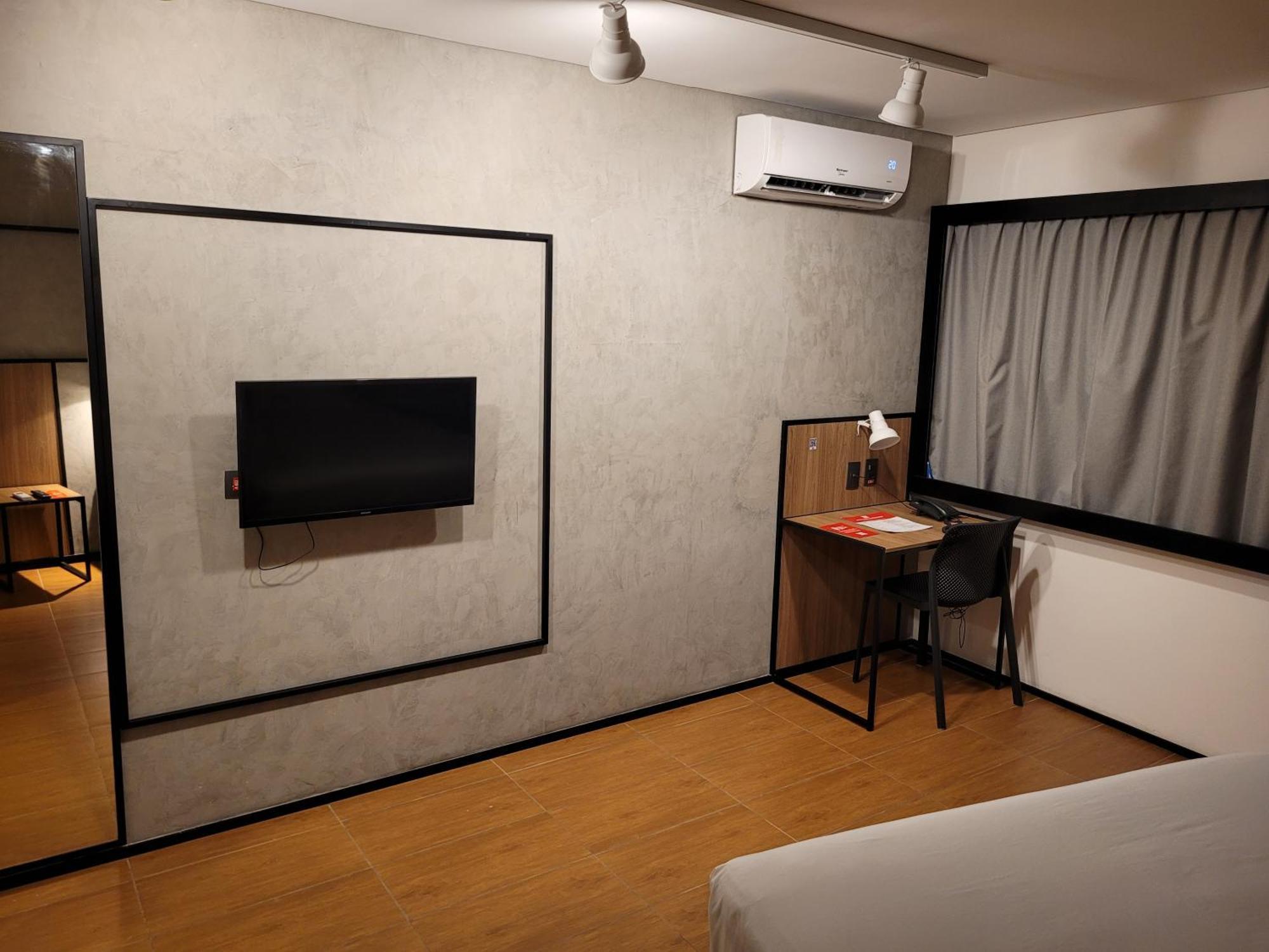 Ibis Pajucara Hotel 3*