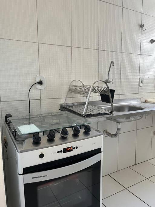 Apto Com 2/4, Elevador, Piscina!