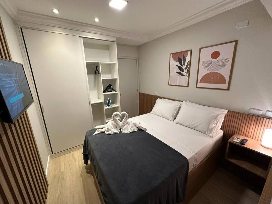 Apartamento Beira Mar De Maceio, Todo Renovado, 2 Quartos/2wc *