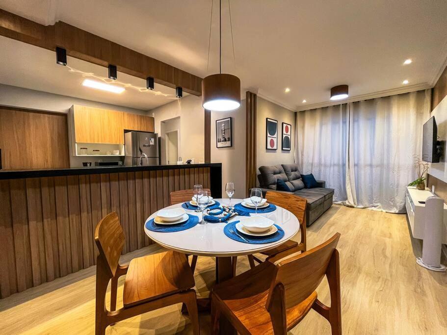 Beira Mar De Maceio, Todo Renovado, 2 Quartos/2wc Apartamento *
