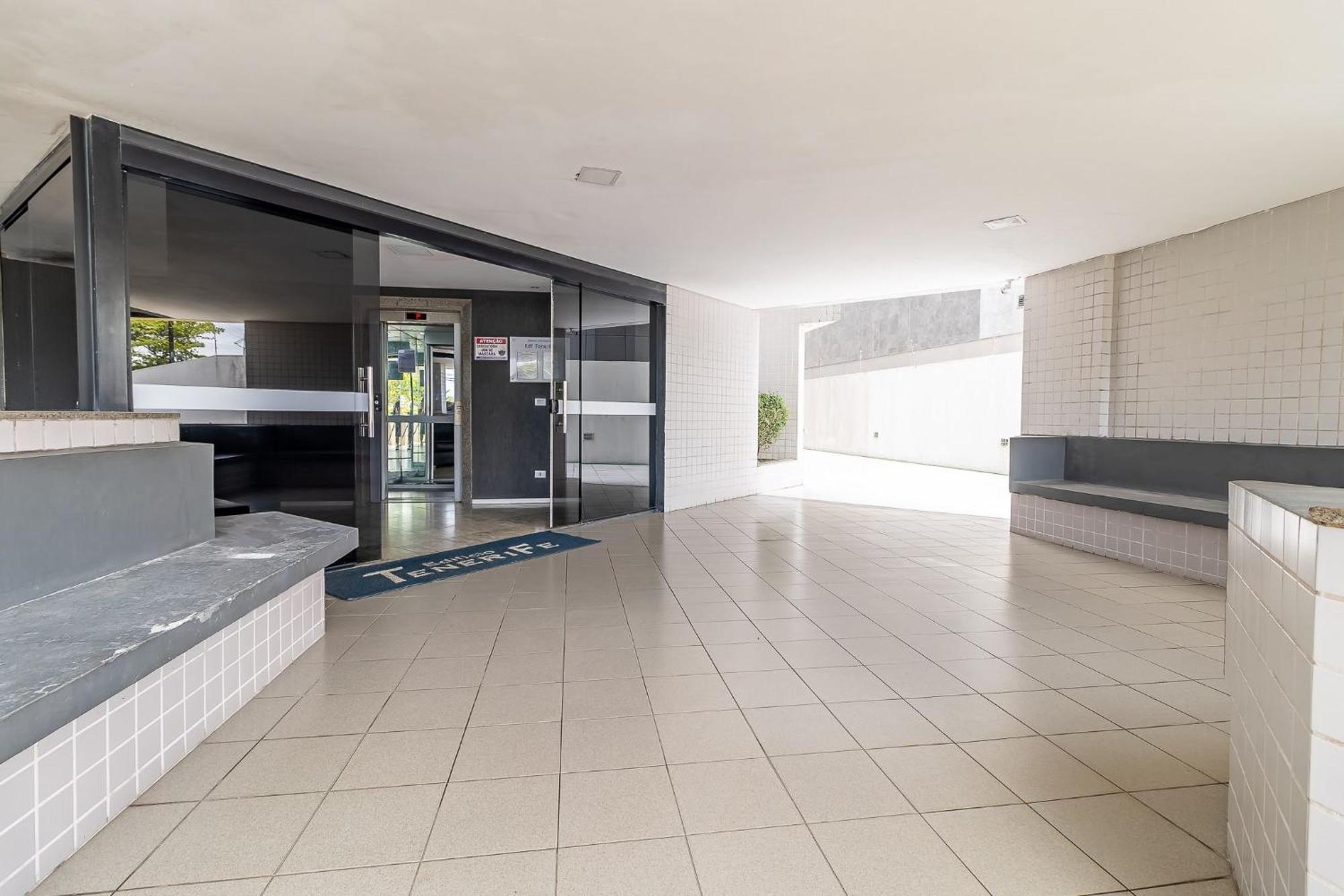 Apartamento Beira Mar Em Pajucara Maceió