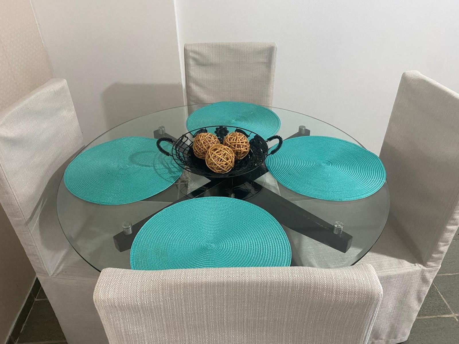Apartment De Ponta Em Frente Ao Tropico Com Garagem, Wi-fi, Lavadora - Apto703 *
