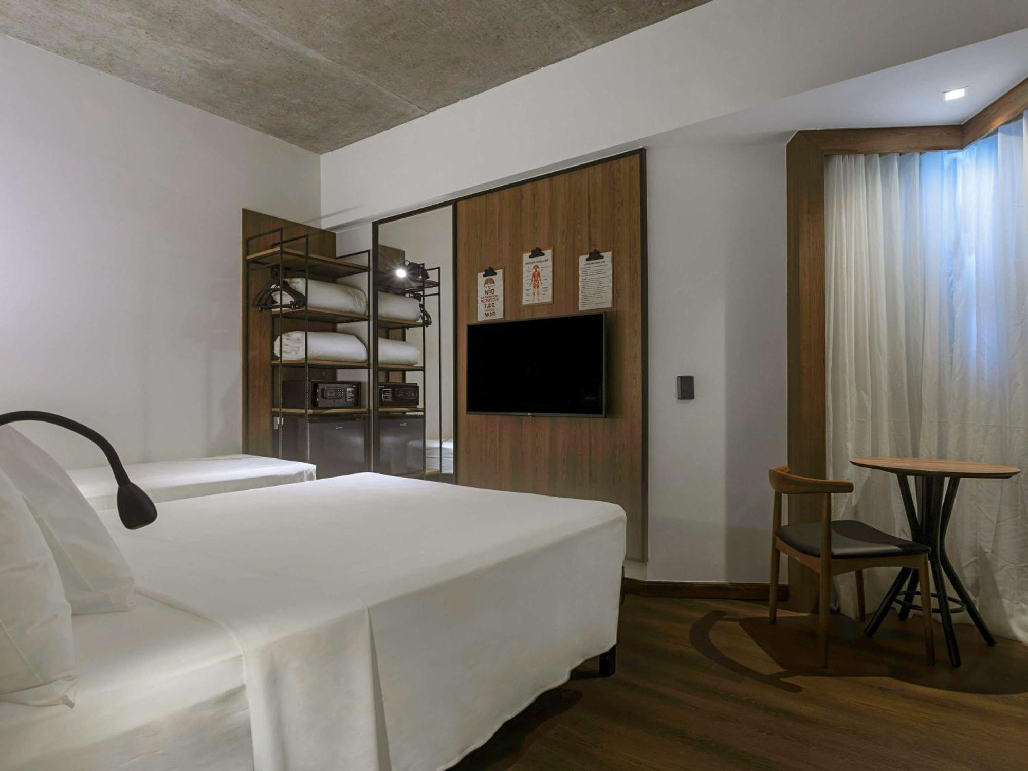 Hotel Ibis Styles Pajucara 4*