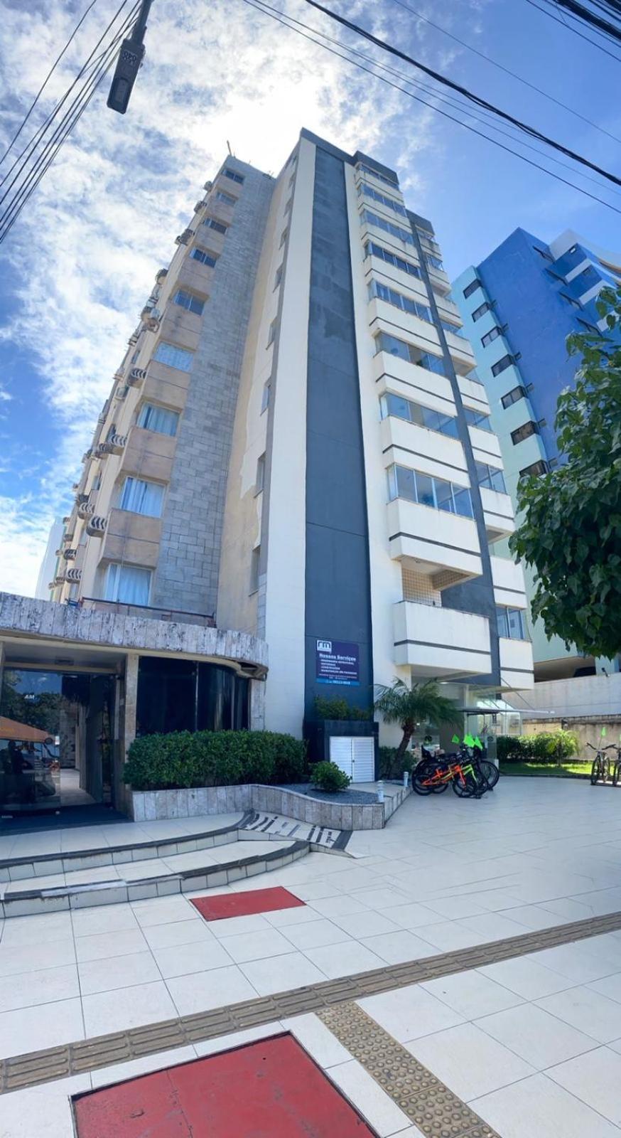 Vista Unica A Beira-mar Na De Pajucara Ate 7 Pessoas - Apto 302 Apartamento