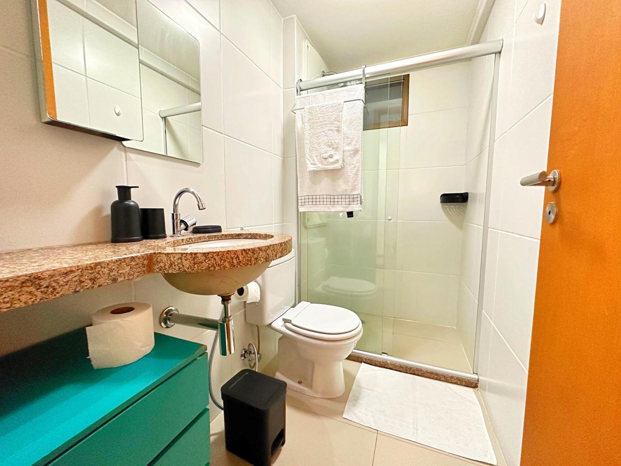 Apartment Facilities 300m Cadeira Ponta 2 Quartos 7 Camas