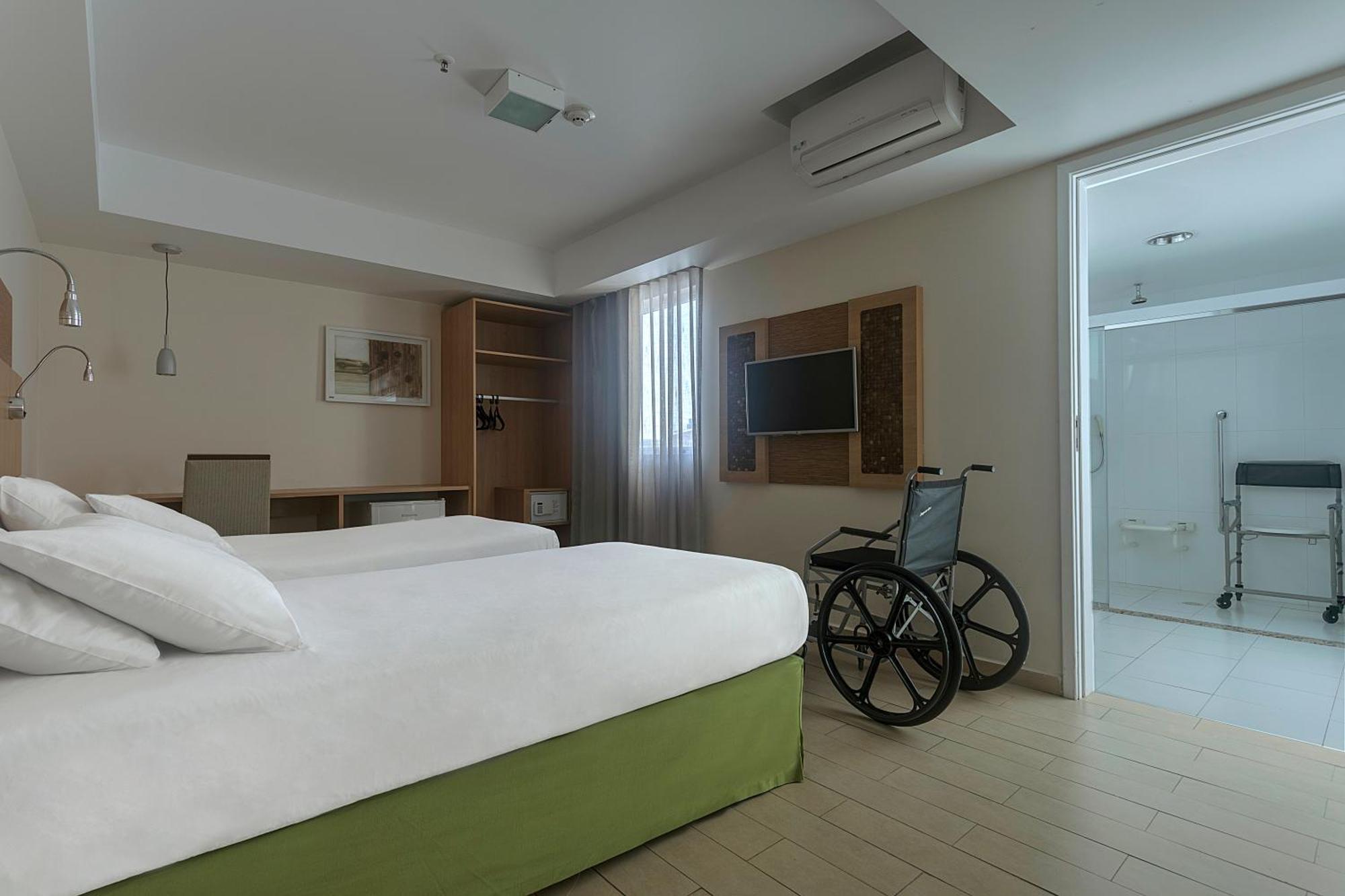 Mercure Pajucara Hotel 4*