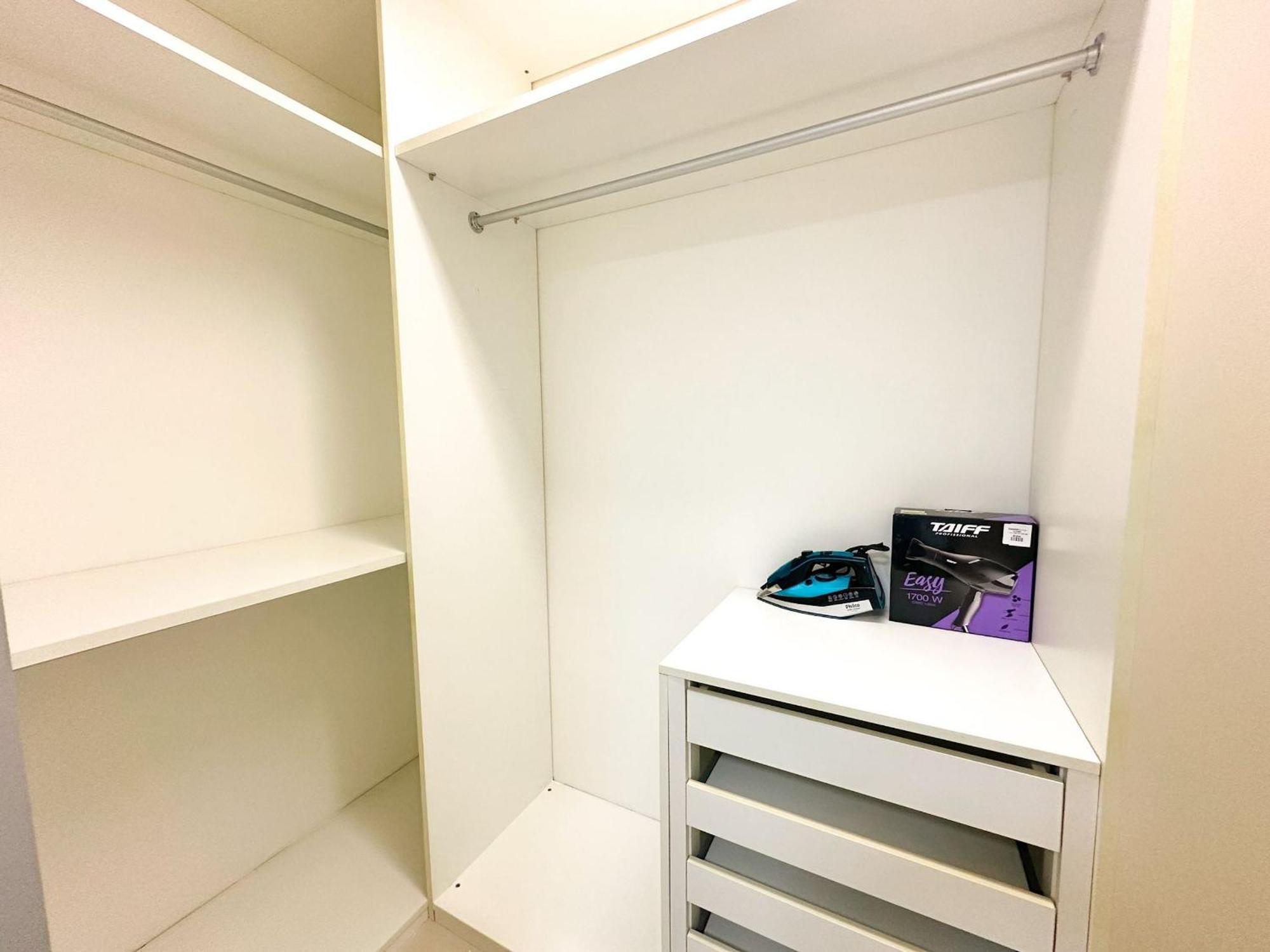 Edificio Neo 2.0 - Pajucara: Localizacao Incrivel Na Beira-mar Da Orla! Apartamento