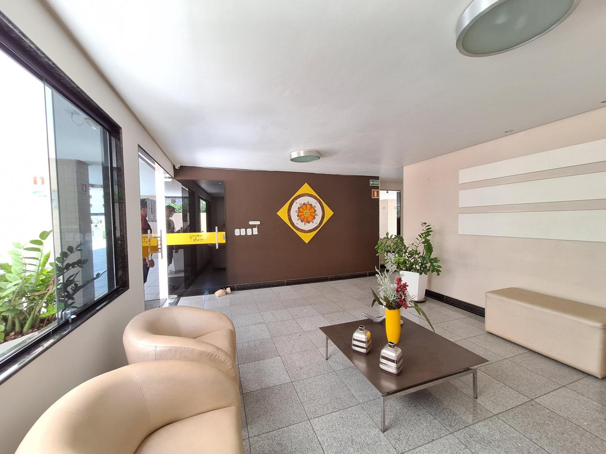 Apartamento Apto A 1 Quadra Da Beira Mar De Pajucara E Ponta *