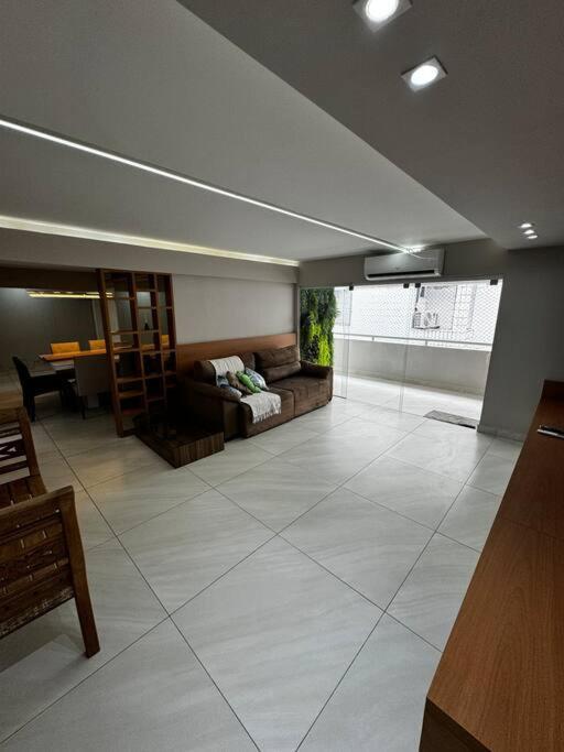 Lindo E Amplo Apto 3 Qts Na Ponta Apartment *
