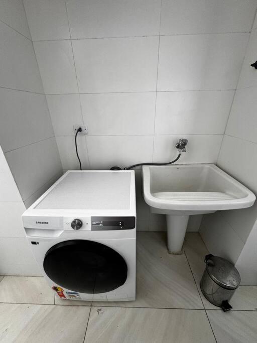 Apartment Lindo E Amplo Apto 3 Qts Na Ponta *