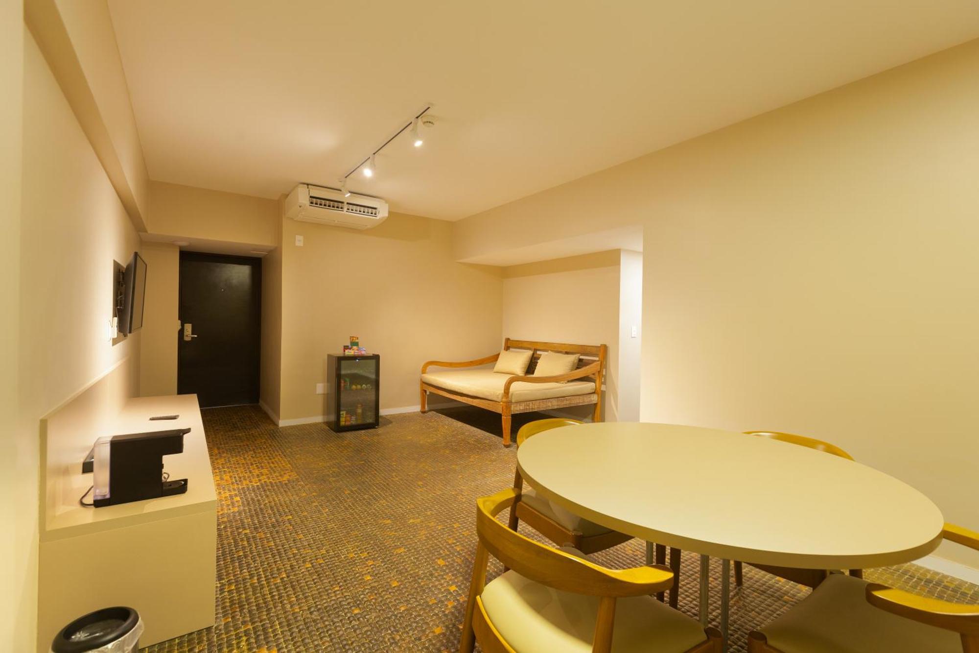 Ritz Lagoa Da Anta &
