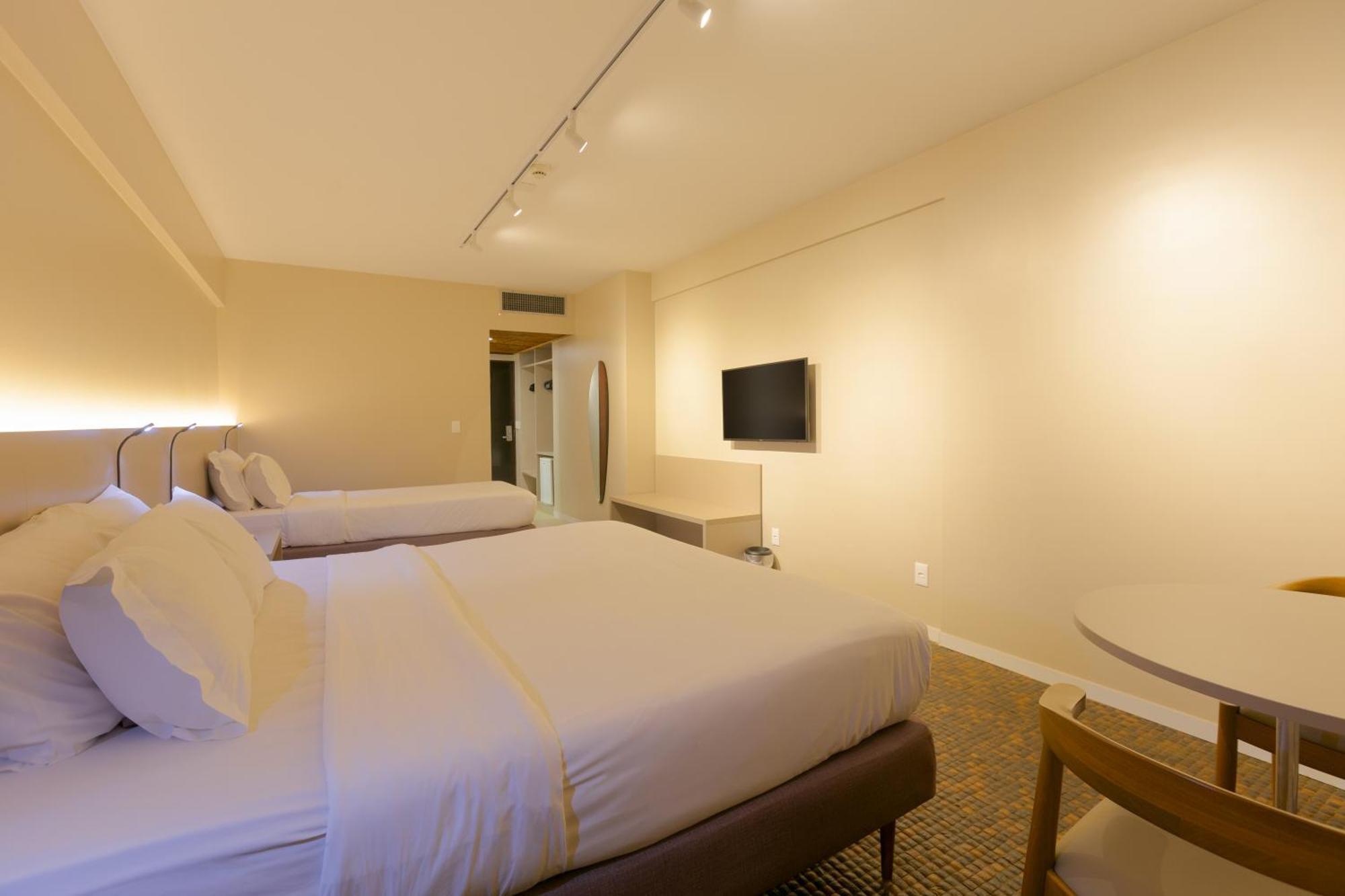 Ritz Lagoa Da Anta & Hotel 5*