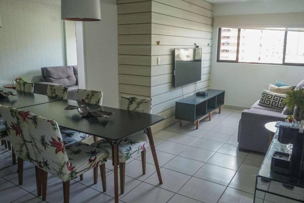 Confortavel Flat Com 2 Quartos Em Ponta Verde *