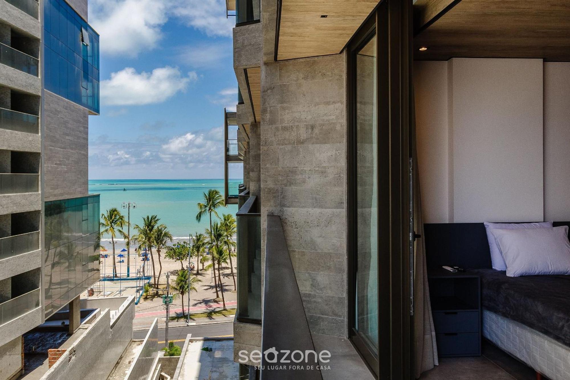 Nwts - Estudios Com Vista Lateral Mar Em