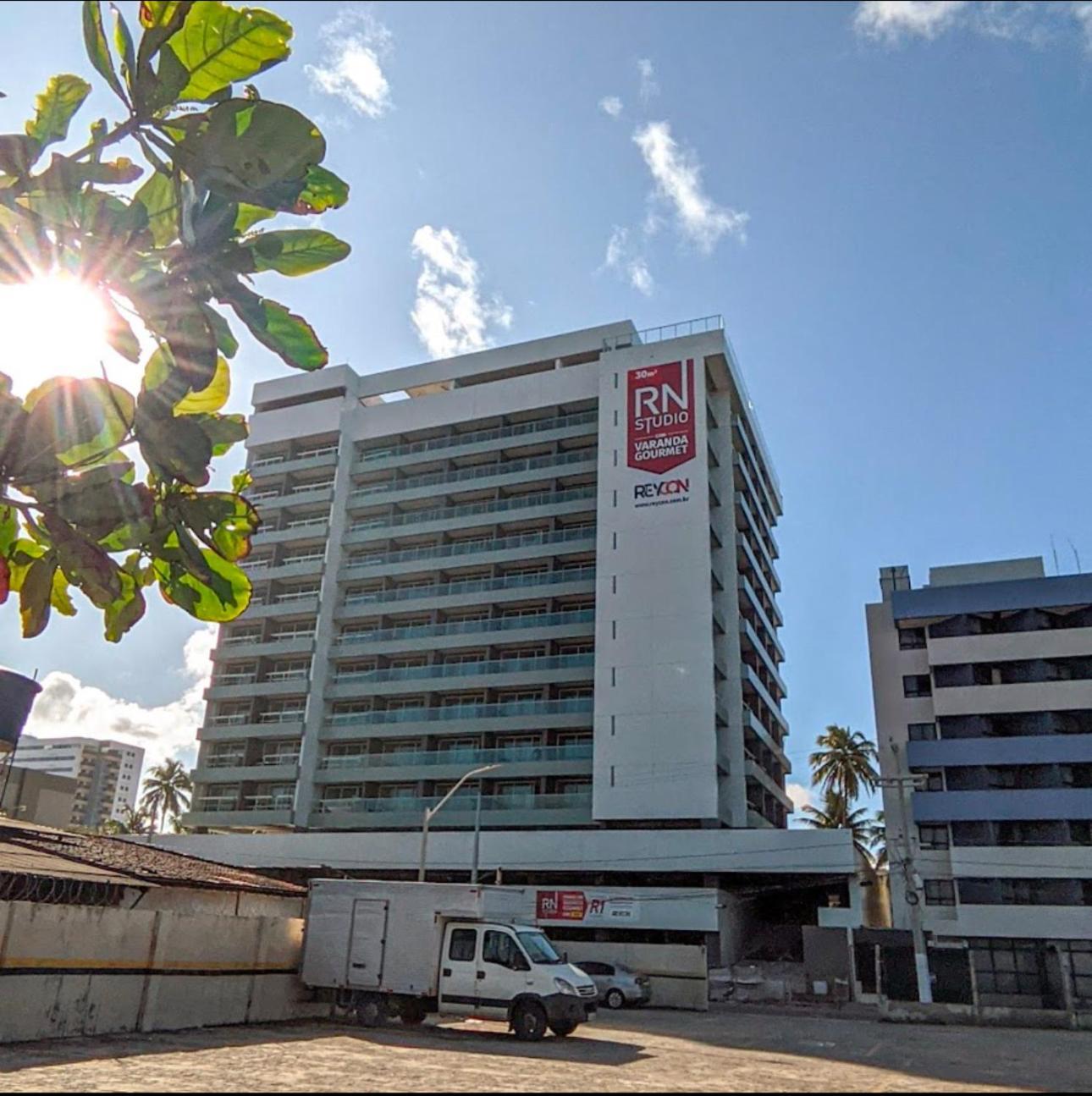 Rn Premium Hotel