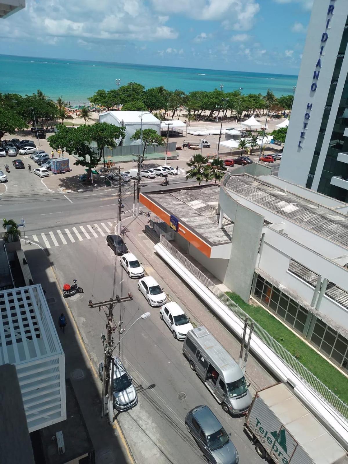 Edificio 3 Irmaos Apartamento *