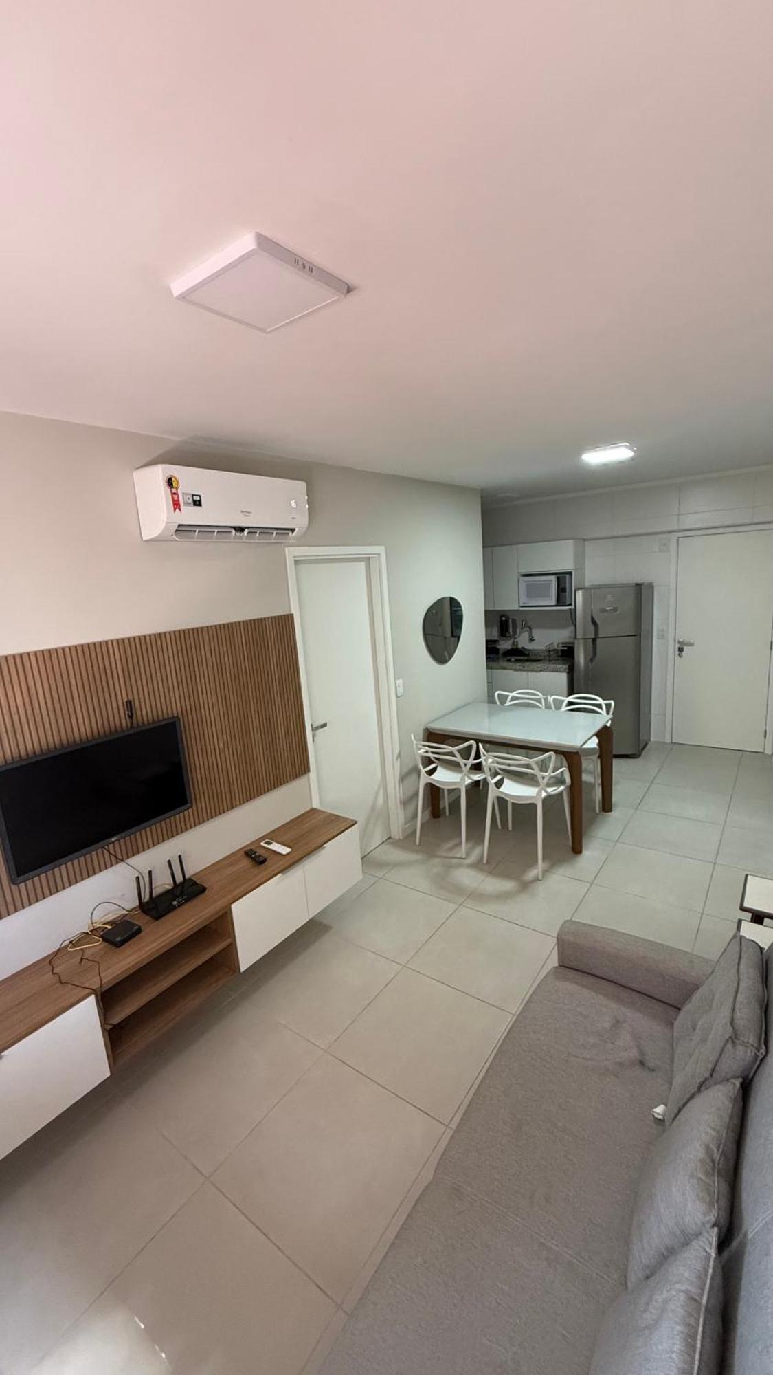Apto E Sala Mobiliado No Bairro Ponta Maceio (Alagoas)