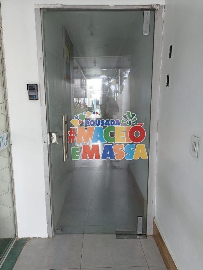 E Massa Pajucara Frente Ao Mar 3*