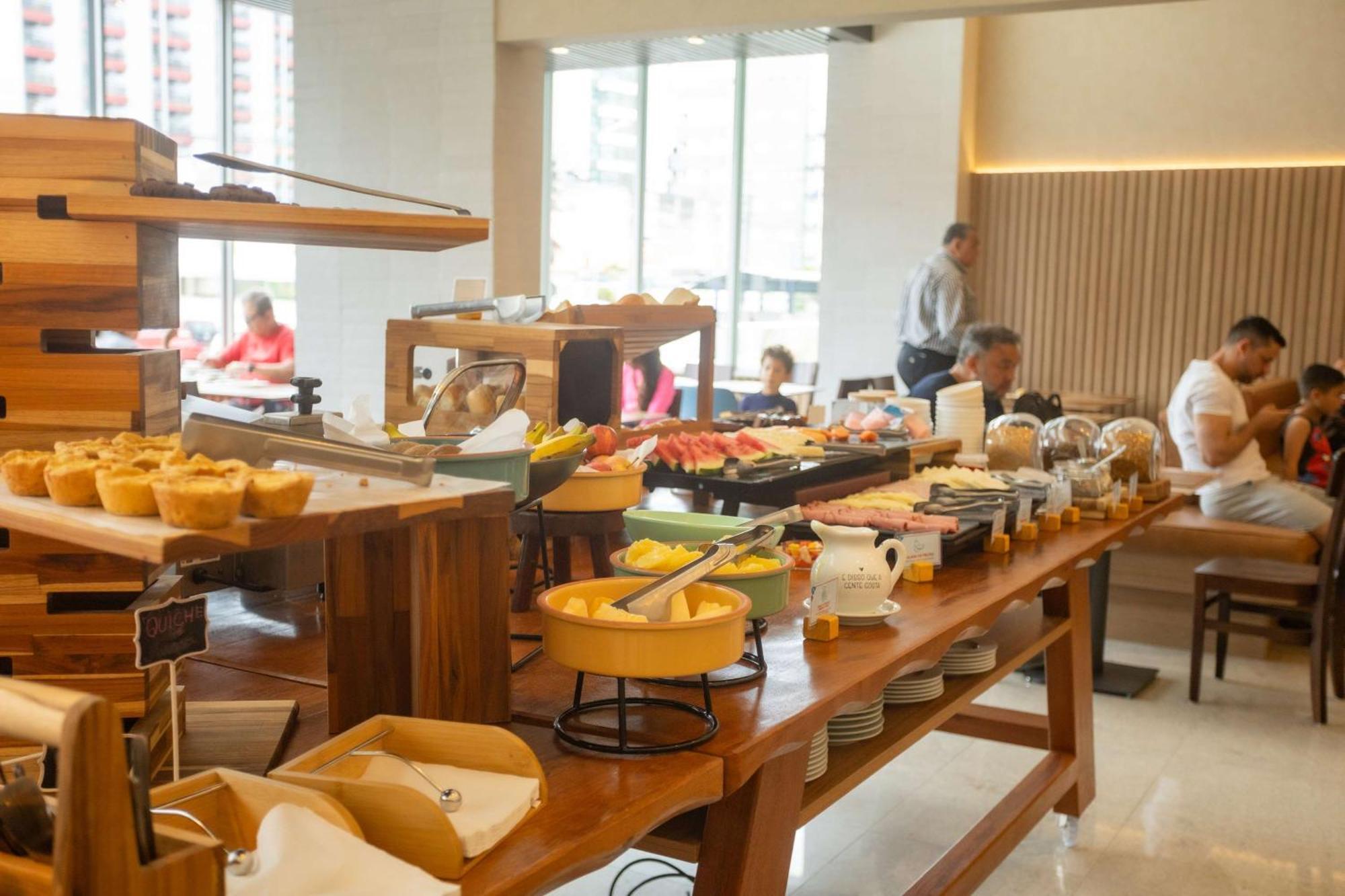 Hilton Garden Hotel 3*