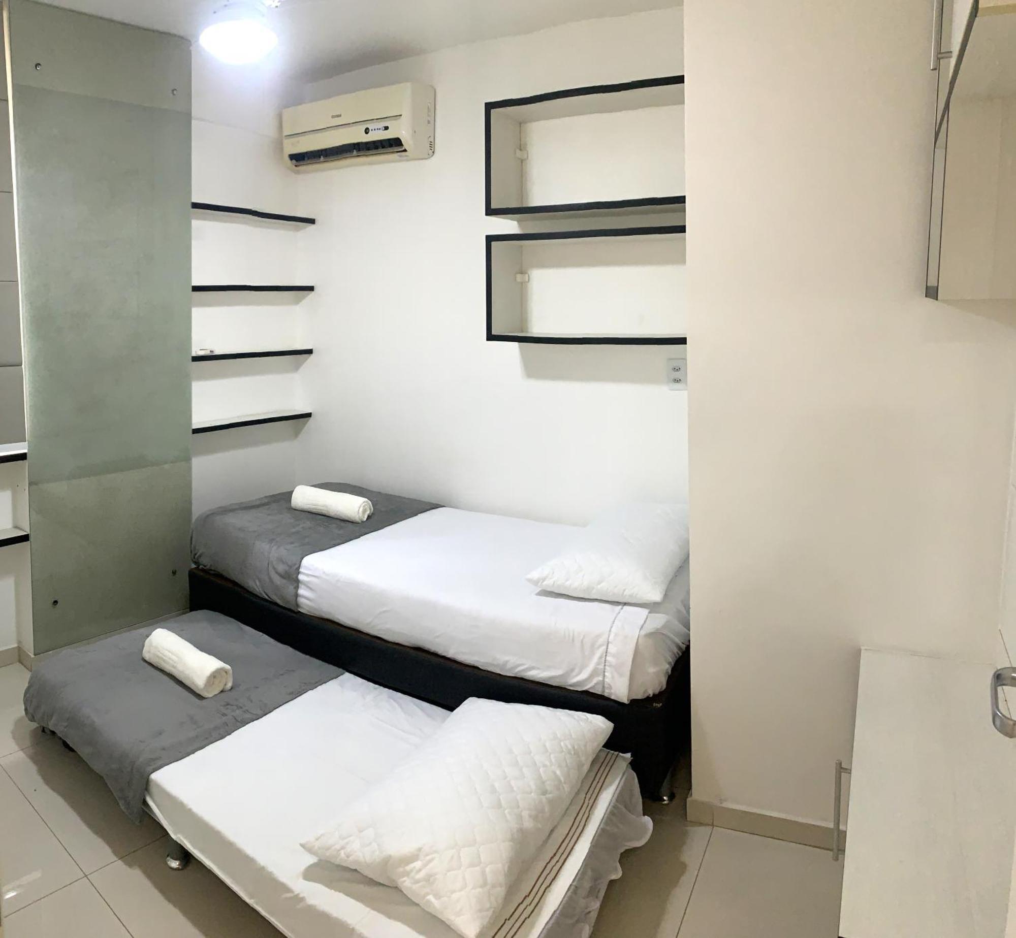Apartamento Apto 3 Quartos I Alto Padrao I 250m Da I Piscina I Garagem