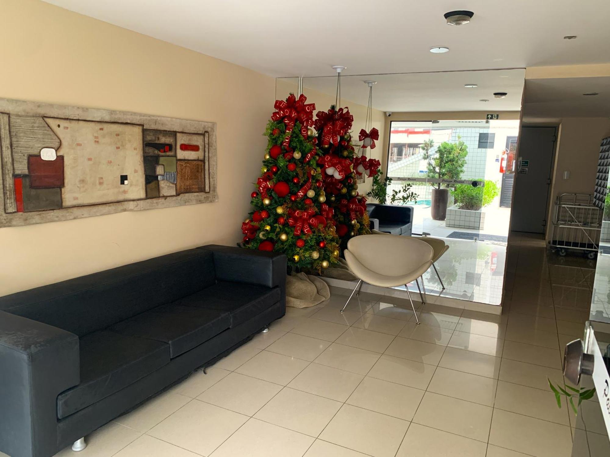 Apto 3 Quartos I Alto Padrao I 250m Da I Piscina I Garagem *